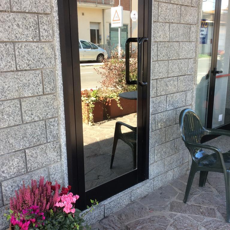 Готель Caffetteria Dell'Angolo Borghetto Secondo Екстер'єр фото